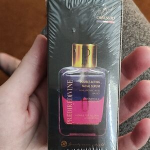 Predire Divine Double-Acting Facial Serum - Purple and Gold